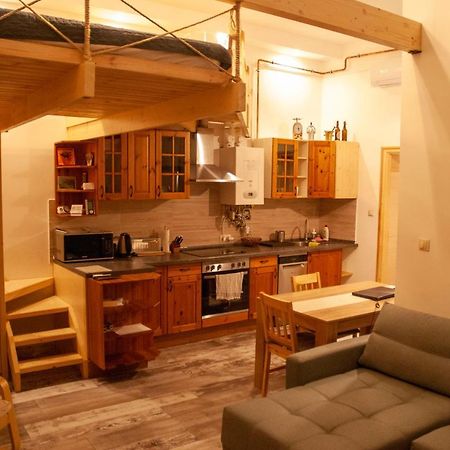 Western Apartman Budapest Bagian luar foto
